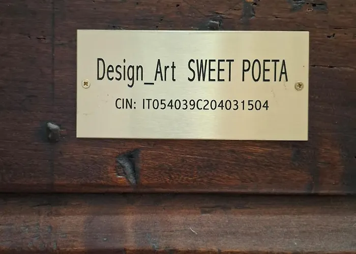Desart Sweet Poeta